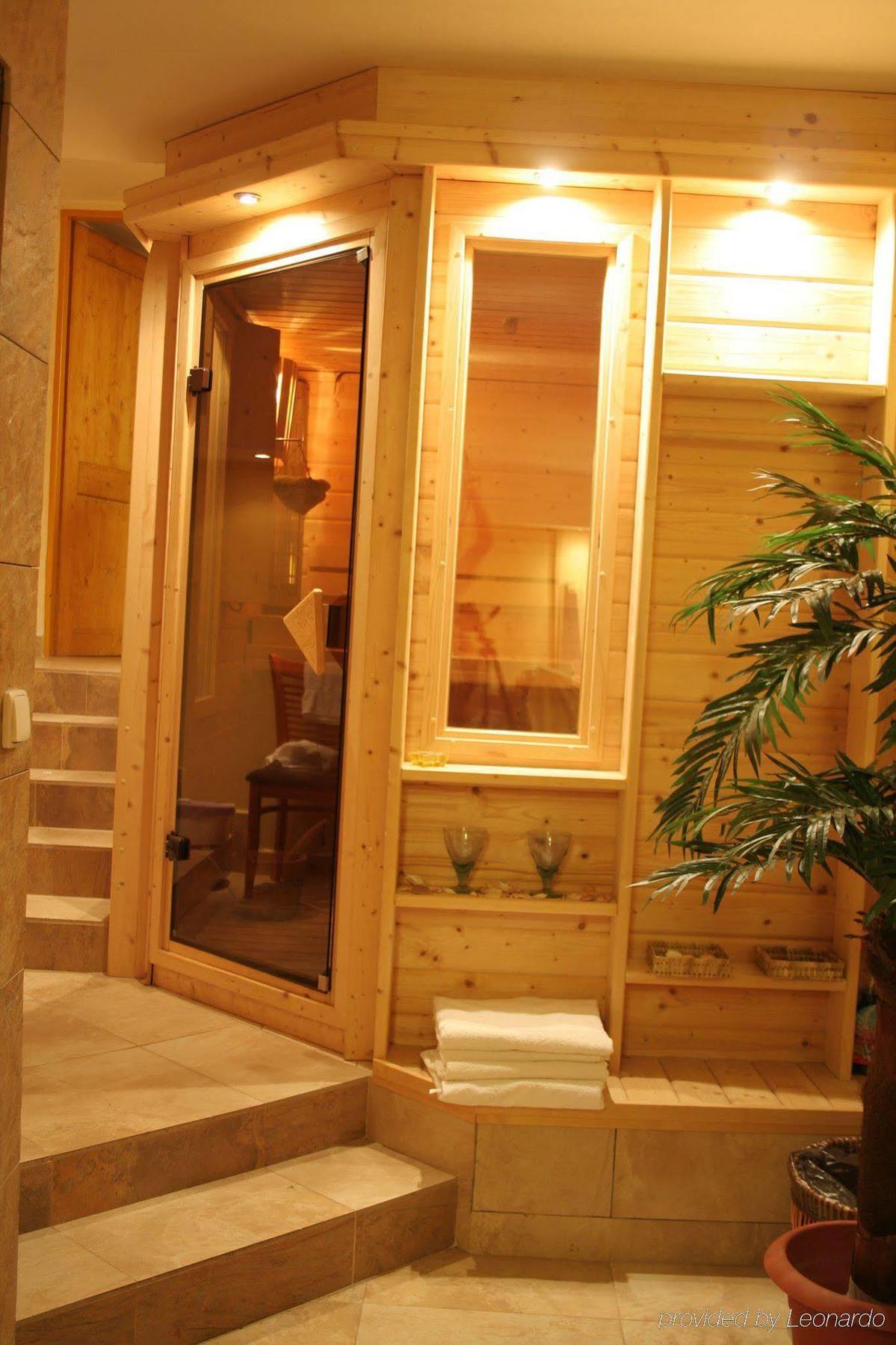 Hotel Bila Ruze 3*