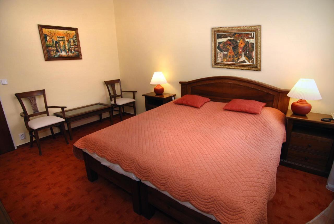 Hotel Bila Ruze